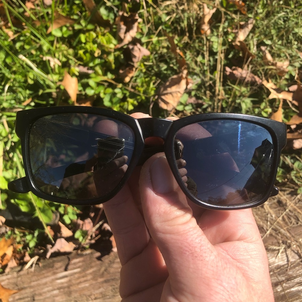 Men’s Oakley catalyst sunglasses polarized black
